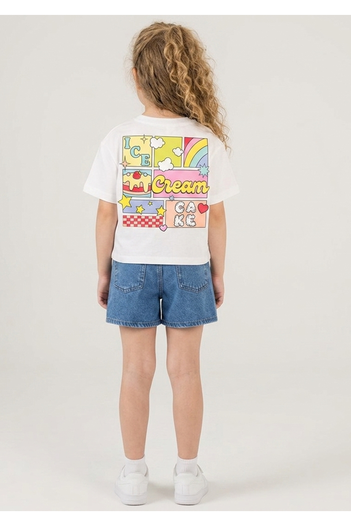 Kız Çocuk %100 Pamuk Denim Şort Etek & Sırt Baskı Detaylı T-Shirt İkili Takım